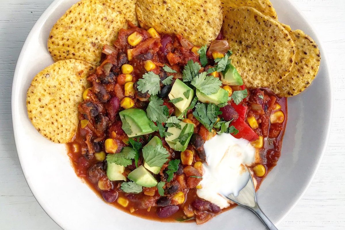 Plant-Based Chilli with Corn Chips